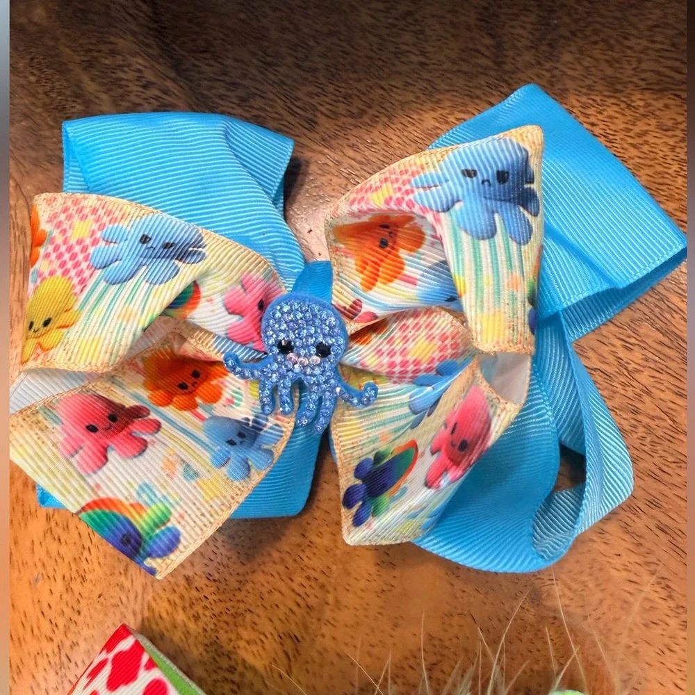Colorful Hair Bow Set of 4 EUC